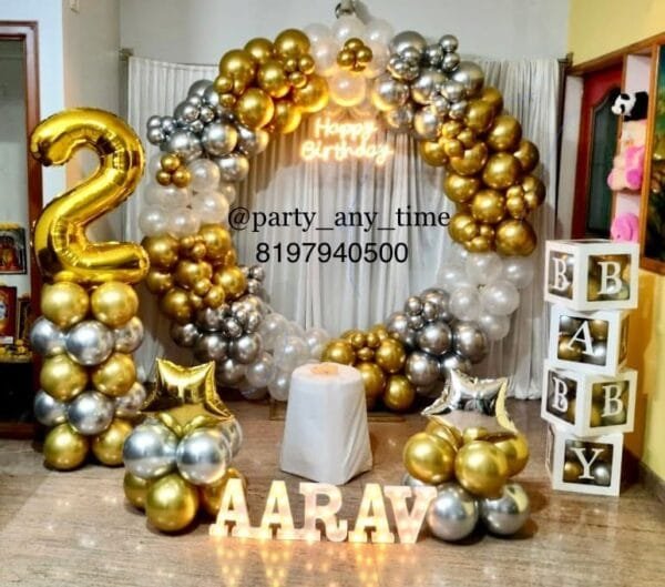 2nd birthday round arch decoration